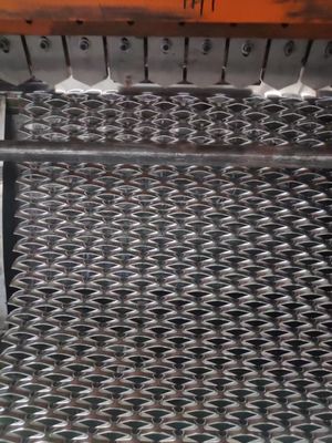 Écran en métal déployé à motif de diamant galvanisé pour maille décorative