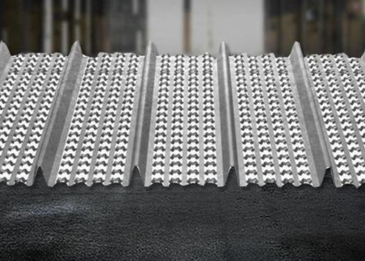 Distance élevée galvanisée de nervure de Rib Formwork For Concrete 90mm en métal