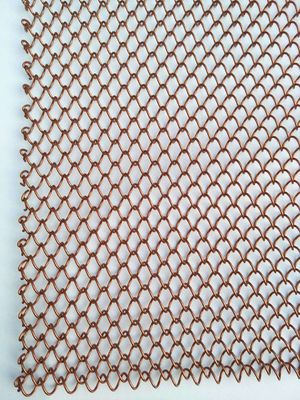 Draperie en aluminium décorative colorée adaptée aux besoins du client pour le rideau de revêtement de mur