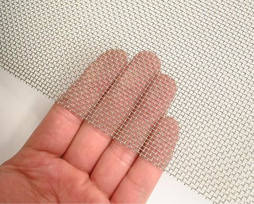 Métal tissé Mesh Fabric Screens d'acier inoxydable 201 304 solides solubles