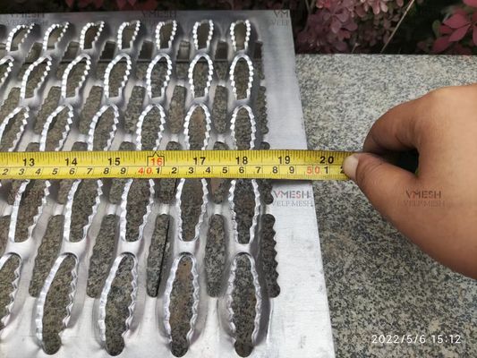 L'aluminium 1060 grille de sécurité à trous en diamant 12G 14G