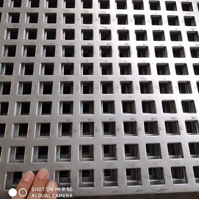 Tôle perforée carrée en aluminium galvanisé de 2 mm, 4 x 8 pieds