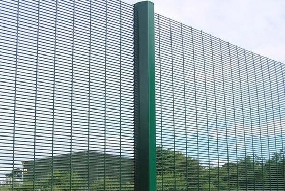Clôture en treillis soudé galvanisé à chaud vert de 4,0 mm