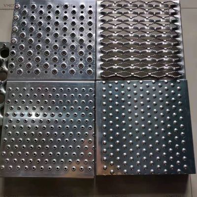 passage couvert dentelé en aluminium de contrefiche de poignée de grille en métal de 300mm se rouillant non