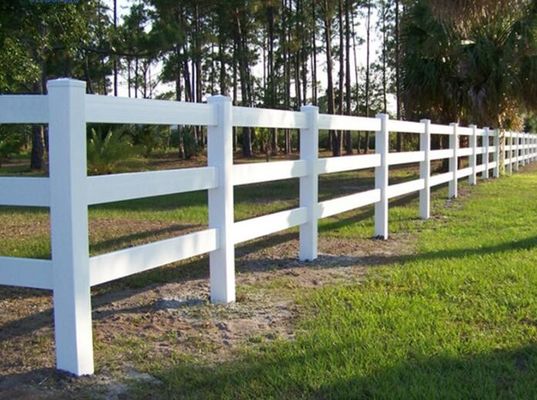 Clôture de ferme pour chevaux en PVC blanc de 1,2 m avec 3 rails