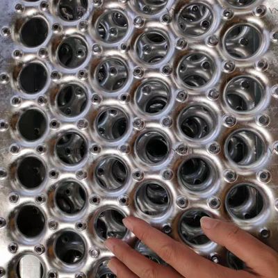 Grille de sécurité à trous ronds en aluminium pour les plates-formes de trottoir