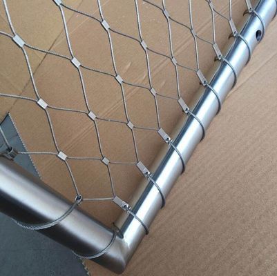 Réseau de câbles en acier inoxydable flexible pour la protection des bâtiments