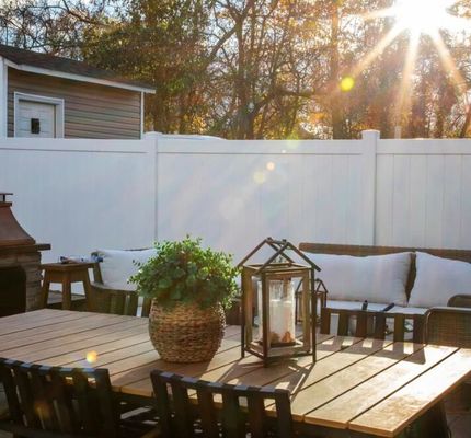 Clôture en vinyle blanc pour le jardin et le jardin