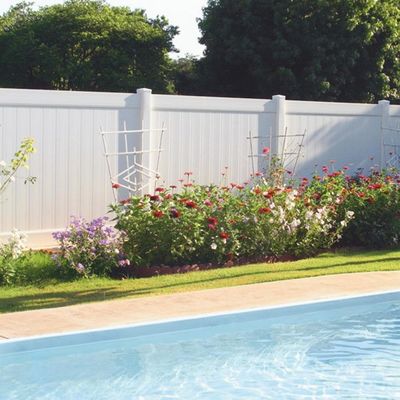 Clôture en vinyle blanc pour le jardin et le jardin