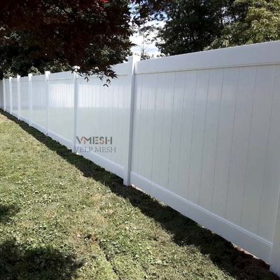 Résistance élevée à 6 pieds de clôture de protection de la vie privée en PVC