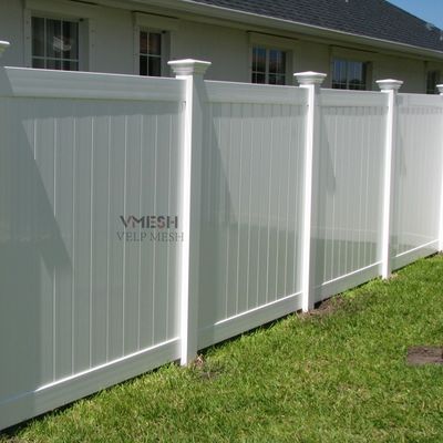 Clôture d'intimité en PVC blanc 6x8 pieds, résistante aux UV, faible entretien