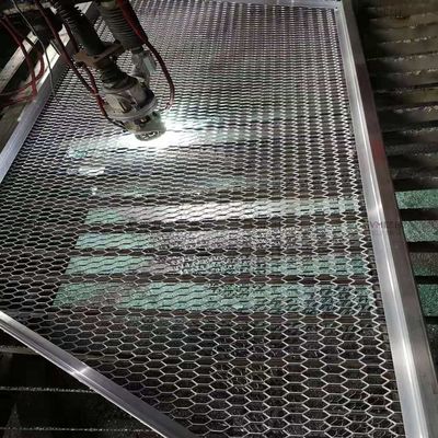 Anti-dérapant soulevé Mesh métallique étendu Heavy Duty Hexagon pour la plate-forme