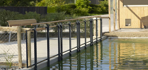 Filet de câble en acier inoxydable résistant aux UV, avec une longue durée de vie et des propriétés non toxiques, pour clôture de zoo et volière à oiseaux