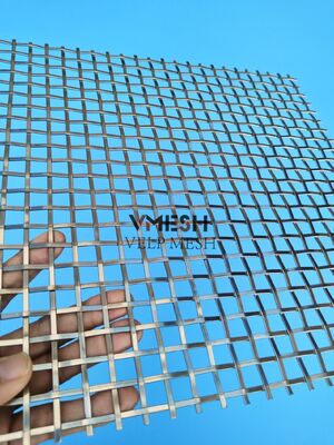 Maille architecturale anodisée enduite par poudre faite sur commande sertie par replis de maille en métal tissée pour la balustrade d'escalier