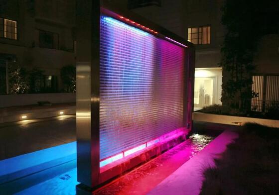 Cascade en métal 304 en acier inoxydable pour rideau de décoration de jardin pour point d'eau