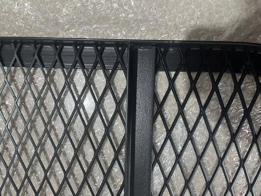 Powder Coated Heavy Duty Expanded Metal Mesh Window Well Cover Customizable for Safety