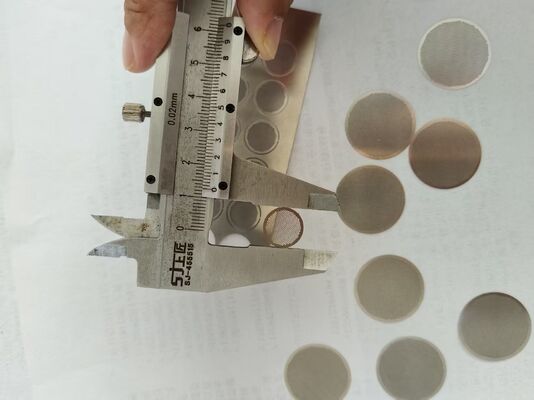 Aucun Burrs Fraisage chimique 1 mm SS304 Disque de filtrage de treillis de gravure