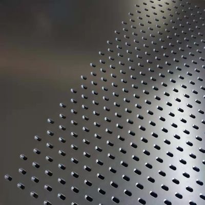 0.7mm 1mm 2mm Aluminium galvanisé en acier inoxydable métal perforé conception de trou personnalisé