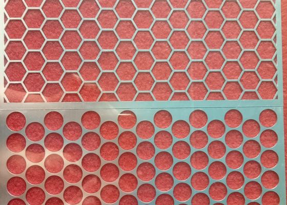 Couche en poudre Noir Aluminium Hexagonal Hole Ronde haut-parleur Grille Perçage Mesh métallique