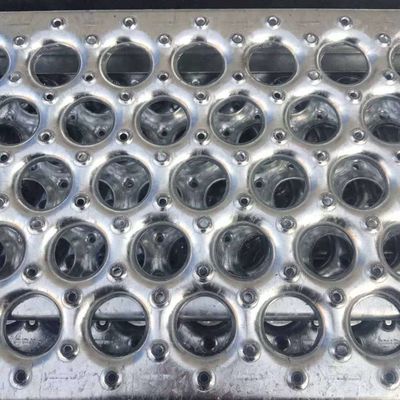 Panneau de grille de sécurité anti-dérapant Perf O Grip Strut 1,5-6 mm