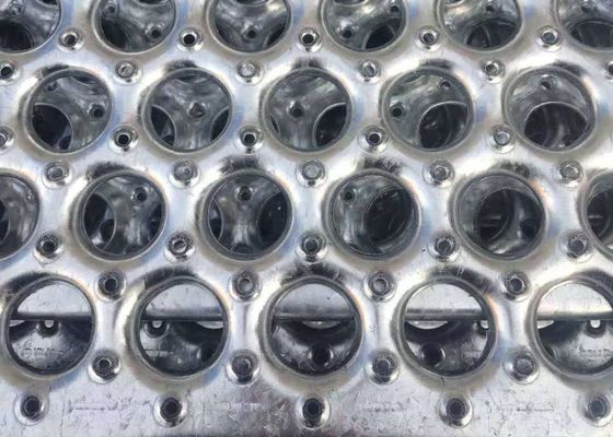 Grille de passerelle de toit solaire antidérapante en aluminium 3,0 mm 3,5 mm