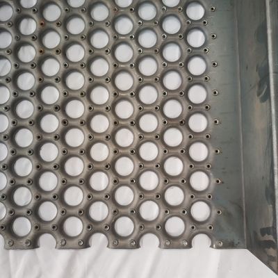 En extérieur, prise de sécurité antidérapante, soutènement de grille, marche d'escalier