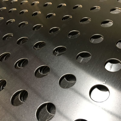 Panneau de décoration en aluminium perforé 1000x2000 mm Épaisseur 0,3 mm