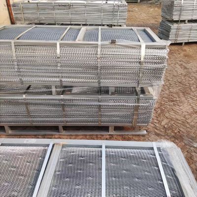 Surface douce galvanisée de trou de Mesh Stucco Wire Lath Diamond en métal de plâtre