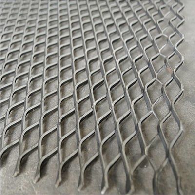 Feuille de maille augmentée galvanisée adaptée aux besoins du client par 4ft*8ft en métal pour des bâtiments et industriels