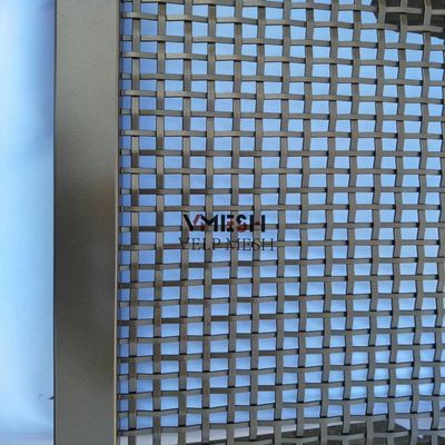 Grillage de sécurité serti tissé anti-corrosion pour l'intérieur et l'extérieur, avec conception de trous personnalisée, pour clôtures et garde-corps