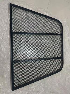 Couverture de fenêtre en treillis métallique galvanisé à chaud avec résistance à la corrosion et dimensions personnalisables
