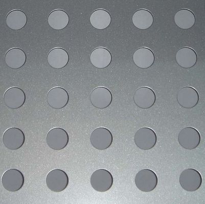 Perforé galvanisé plongé chaud matériau de construction feuillard l'épaisseur de 0.5mm