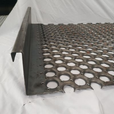 L'acier au carbone 3mm de poignée de la perforation O a perforé les planches ouvertes de poignée pour la plate-forme