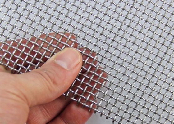 430 310S ont serti par replis l'alcali tissé de trou du grillage 30mm*30mm résistant