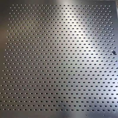 Le métal décoratif lambrisse 1m x les meubles d'intérieur de Mesh Sheet For Outdoor Or perforés par 2m