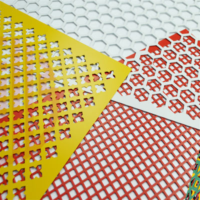 La perforation rectangulaire galvanisée a perforé l'épaisseur de Mesh Sheet 0.8mm en métal