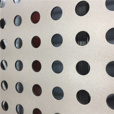 Revêtement perforé en aluminium décoratif intérieur de PVC de feuillard pour le bâtiment