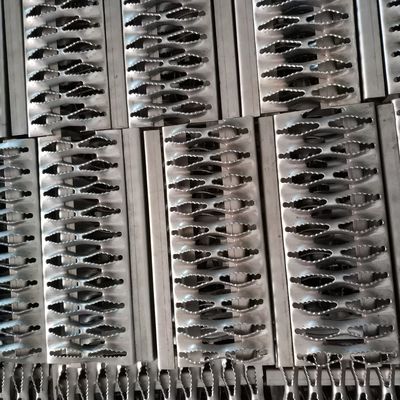 Passage couvert en acier d'anti de glissement mesure de Diamond Plank Grating Aluminum 12